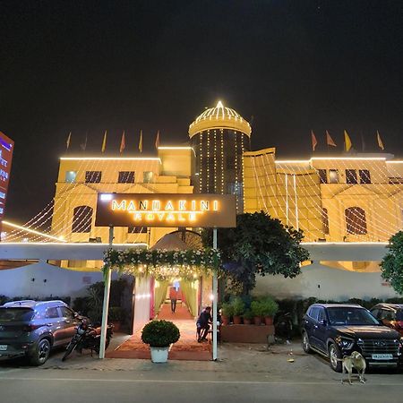 Hotel Mandakini Royale Kanpur Esterno foto